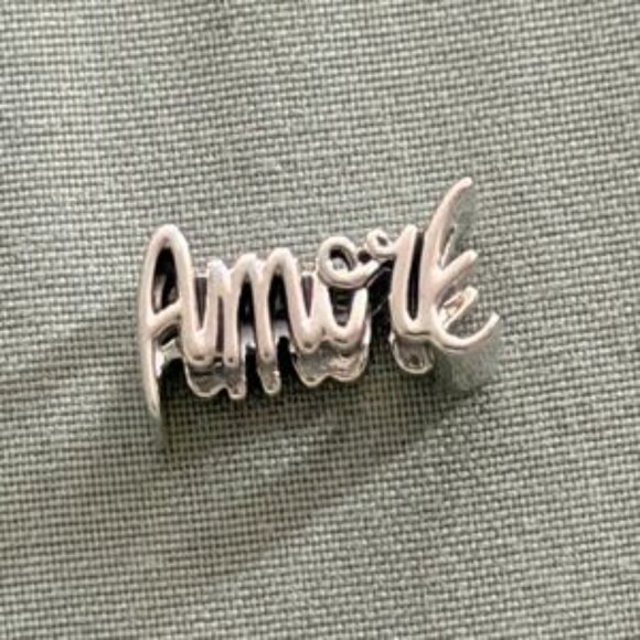 Authentic Amour Script Charm - Picture 3 of 5